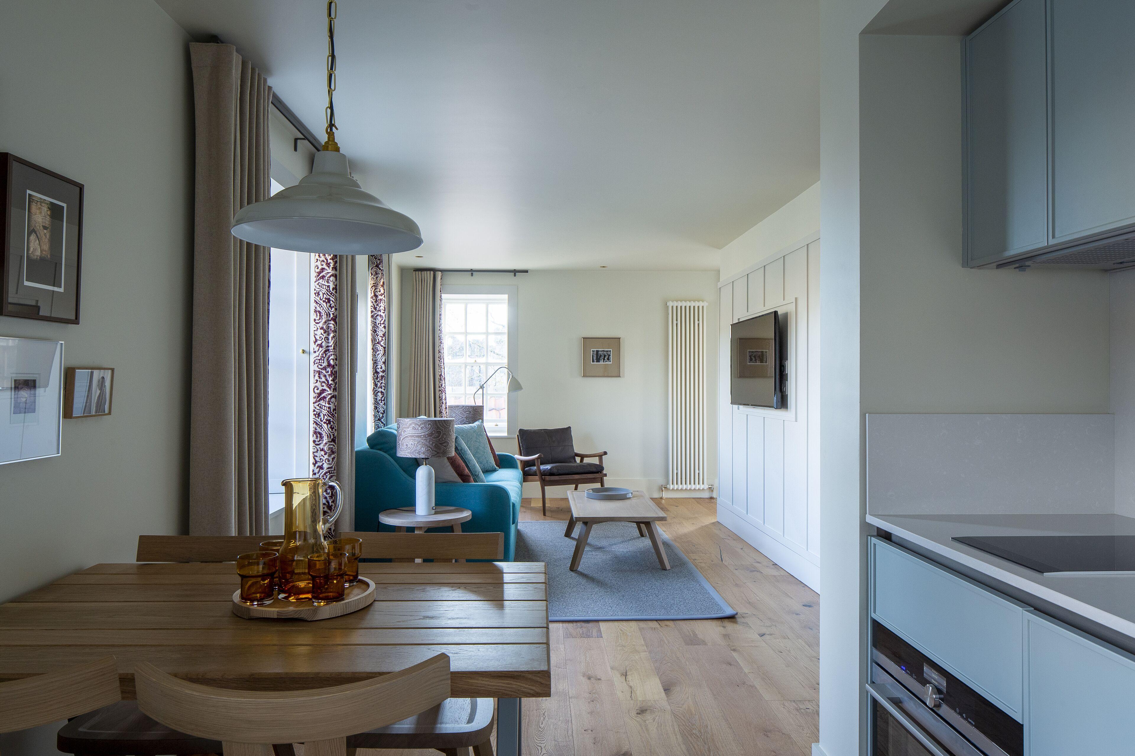 Abbey Strand Apartments, At Holyrood — Photos 2